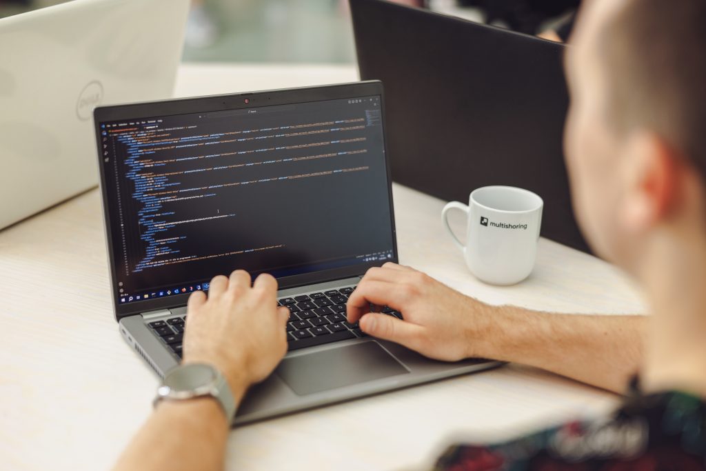 developer working on a B2B integration solutions