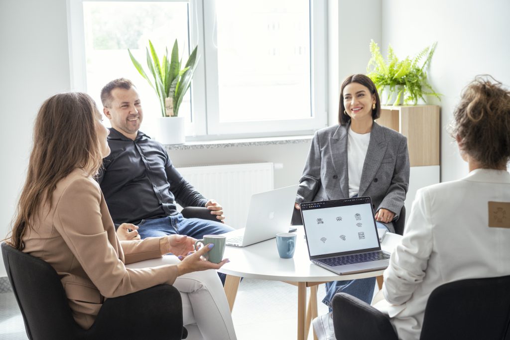 it staff augmentation - multishoring team at work