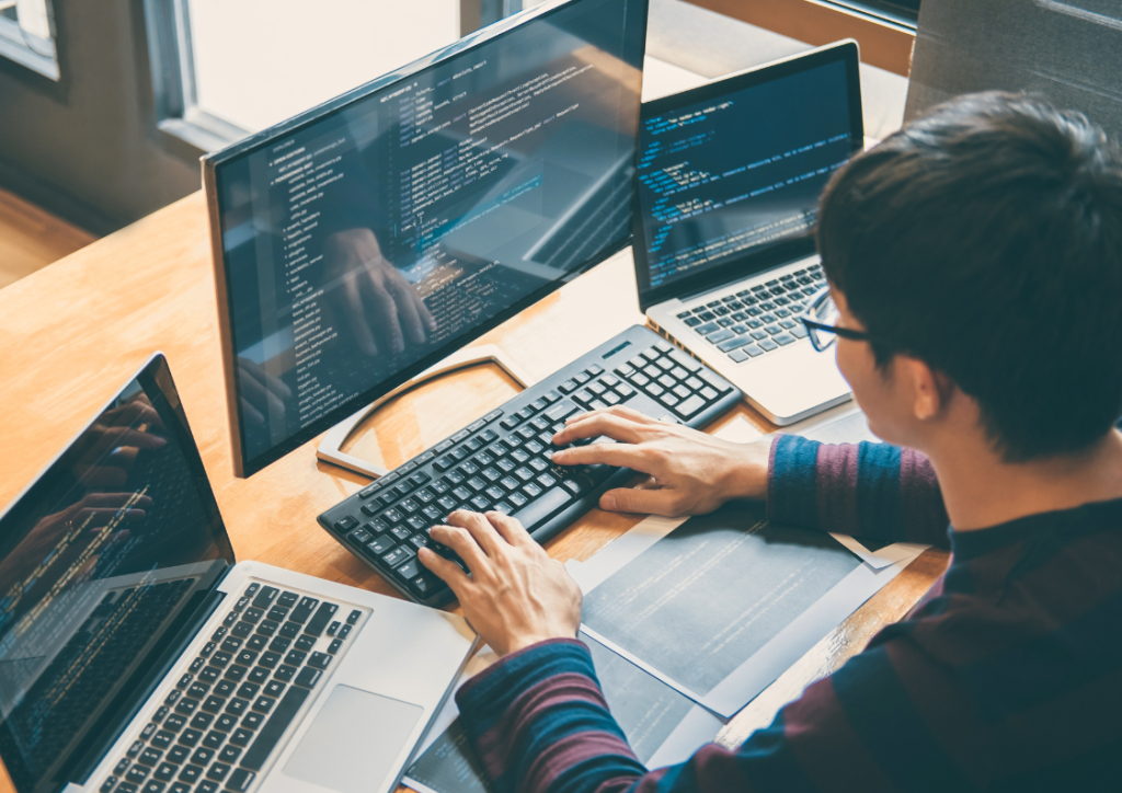 Developer coding software in .NET - .NET Framework vs .NET Core